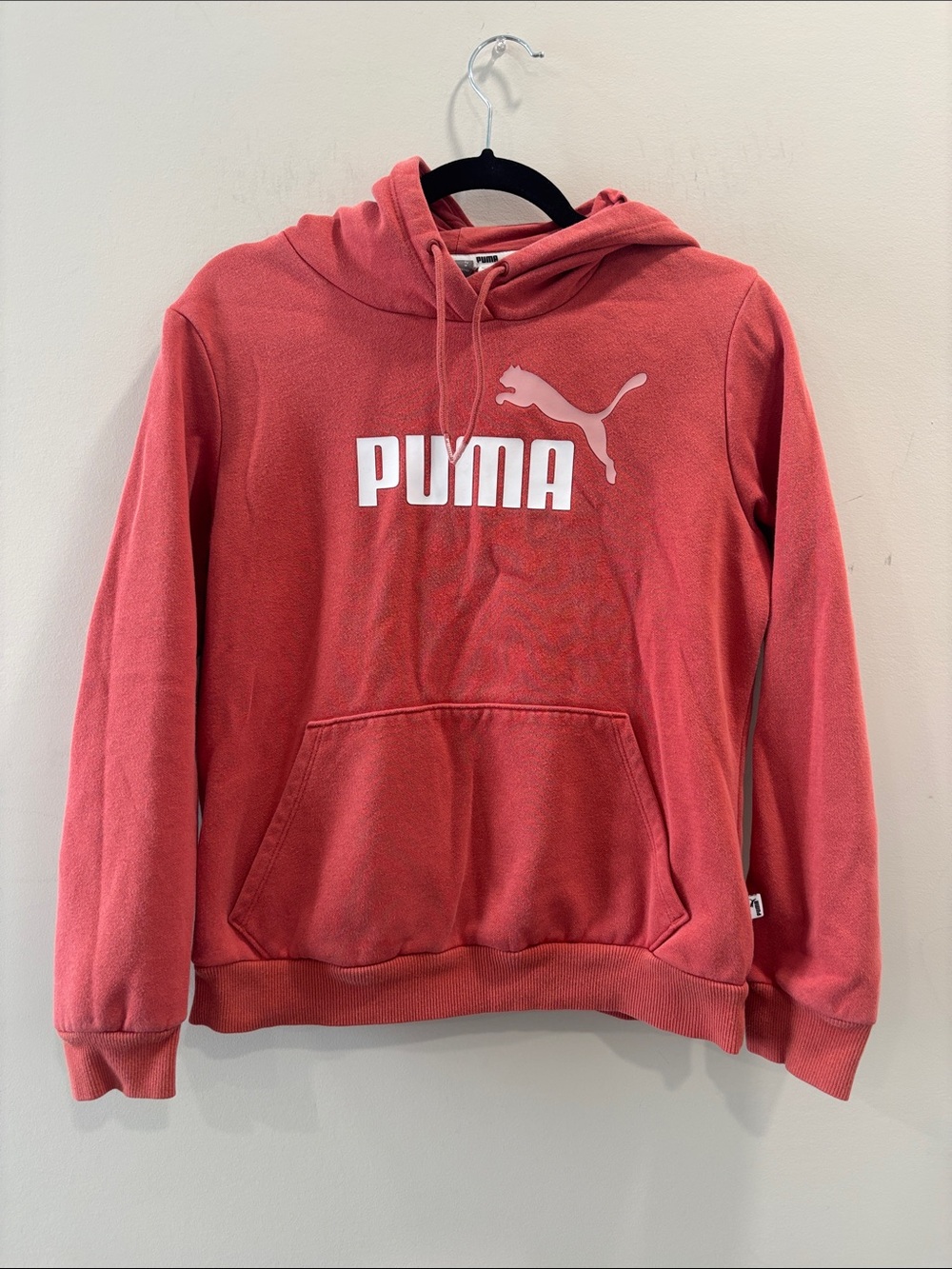 Puma Coral Hoodie Small Athletic Pullover Sweatshirt Athleisure Activewear